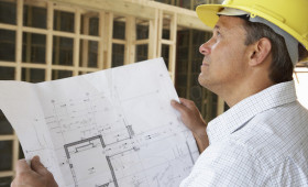 arkhitektorov-bez-profilnogo-obrazovaniia-zhdet-annulirovanie-sertifikata