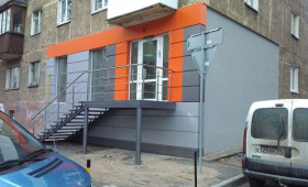 rekonstruktsiia-zhitlovogo-primishchennia-pid-magazin